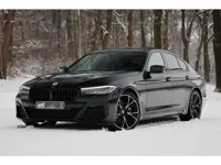 BMW 5-serie 530i High Executive M-Sport | Facelift | 20" | Leer | Schuif/kantel dak | HUD | Hifi | E