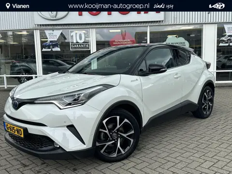 Toyota C-HR 1.8 Hybrid Style Ultimate lichtmetalen velgen 18" , Parkeersensoren voor - achter , Park