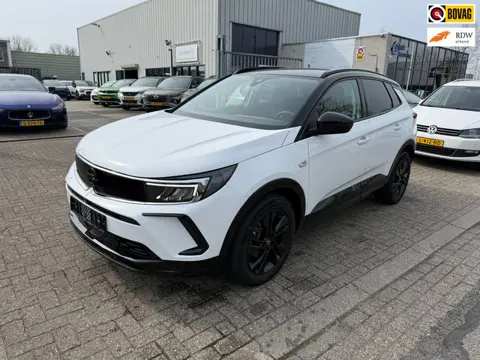 Opel Grandland 1.2 Turbo GS, Automaat, Navi, Nieuwstaat, Dealer auto