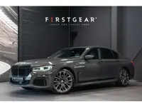 BMW 7-serie 730d xDrive High Executive *M-Sport / Harman-Kardon / Panorama / HUD / Soft-Close*