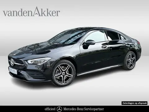 Mercedes-Benz CLA-Klasse 250e AMG // Panoramadak // Carplay // MultiBeam LED // Sfeerverlichting // 