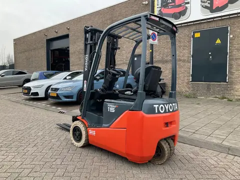 Toyota 8FBE15T 1500KG 3.30METER HEFTRUCK (bj 2016)