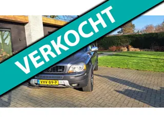 Volvo XC90 2400, 5 cilinder diesel, grijs kenteken