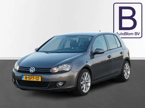 Volkswagen Golf 1.6 TDI BlueMotion /Lage KM/Navi/Cruise/Parkh./