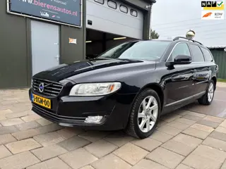 Volvo V70 2.0 D4 Nordic+ Leer Navi Lees Tekst!