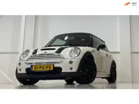Mini Mini 1.6i Cooper S 163pk 17"LM velgen Mooi! Nieuwe APK