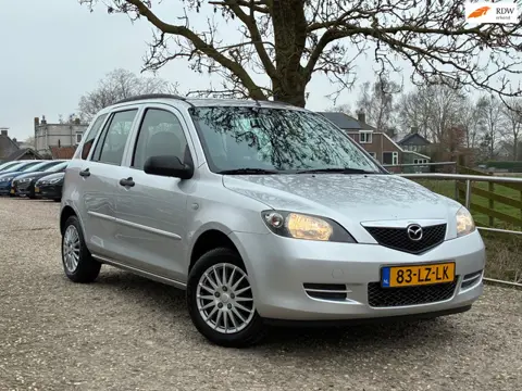 Mazda 2 1.4 Exclusive | Nieuwe apk + Airco + 5-drs Nu € 1.250,-!!!