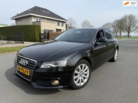 Audi A4 Avant 1.8 TFSI S edition NAVI/APK 3-2027