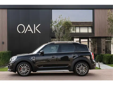 MINI Countryman 2.0 Cooper S ALL4 | JCW-Trim | Navigatie | Panorama | Lounge Leder | Head-Up | Camer