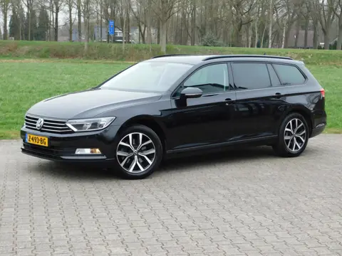 Volkswagen Passat Variant 1.4 TSI Comfortline (bj 2015)