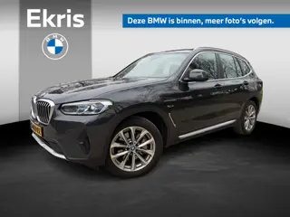 BMW X3 xDrive30e High Executive | 19 inch LM V-spaak | Glazen panoramadak | HiFi System | Driving As