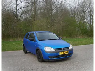 Opel Corsa 1.2-16V . Inruil koopje .....auto is gerapt mat .