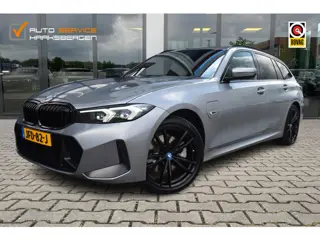 BMW 3 Serie Touring 330e xDrive M-Sport | Pano | Leder | Memory |