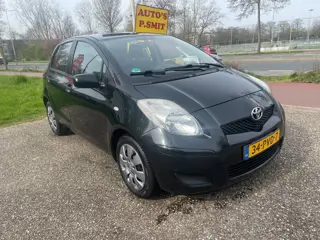 Toyota Yaris 1.3 VVTi Comfort AIRCO 1EIGENAAR ONDERHOUDS BOEKJES AANWEZIG