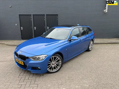 BMW 3-serie Touring 328i High Executive Panoramadak Leer Navi NAP
