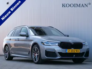 BMW 5 Serie Touring 530e xDrive Business Edition Plus 292 Pk Automaat Navi / DAB / Apple Carplay / L