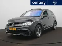 Volkswagen Tiguan 1.5 TSI R-Line Automaat - Trekhaak - Pano dak - Camera - Navigatie - ACC - LED