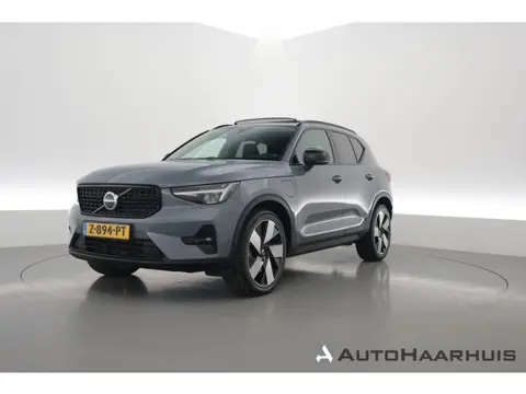 Volvo XC40 1.5 T4 Plug-in hybrid Plus Dark | Pano | Apple CarPlay | Stoel-Stuurverw. | Harman Kardon