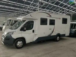 Roller Team Zefiro 266 TL Queensbed|Hefbed|Zonnepan.|Level