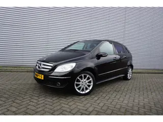 Mercedes-Benz B-Klasse 200 Airco / Elektr. ramen / Pano / Parkeersens. / Lm velgen
