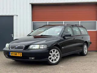 Volvo V70 2.4 D Geartronic | NIEUWE APK |