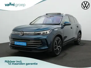 Volkswagen Tiguan 1.5 eHybrid 204 pk DSG Elegance | Panoramadak | Trekhaak | Adaptief onderstel | 36