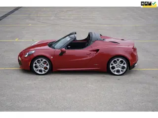 Alfa Romeo 4C Spider 1750TBI TCT
