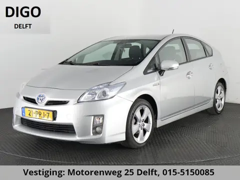 Toyota Prius 1.8 HYBRIDE AUTOMAAT ASPIRATION 100% DEALERAUTO PARKEERSENSOREN ACHTER. KEYLESS ENTRY. 