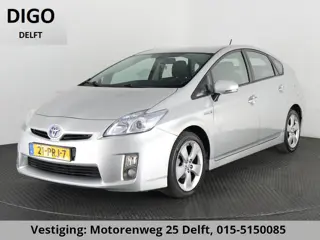 Toyota Prius 1.8 HYBRIDE AUTOMAAT ASPIRATION 100% DEALERAUTO PARKEERSENSOREN ACHTER. KEYLESS ENTRY. 