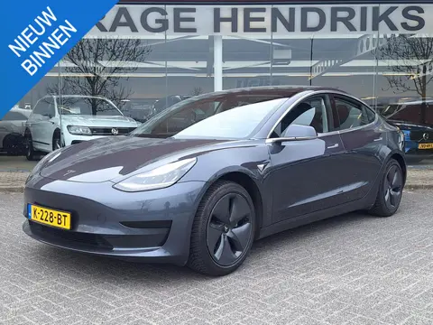 Tesla Model 3 Standard RWD Plus 60 kWh | SOH: nnb | Autopilot | Leder | Camera |
