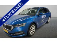 Škoda Octavia Combi 1.5 TSI 150 pk First Edition Trekhaak Navi Led Matrix Stoelverwarming Adaptieve 