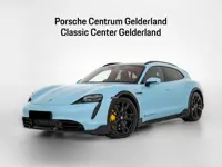 Porsche Taycan Turbo S Cross Turismo