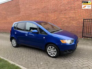 Mitsubishi Colt 1.3 Edition Two Airco Cruise Dealer onderhouden