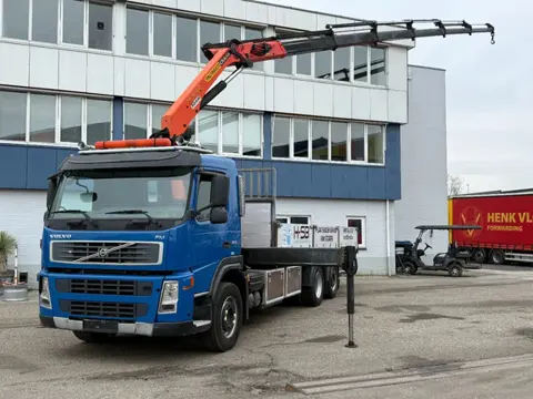 Volvo FM 300 FM 6X2 PK15502 5X HYDRO (bj 2009, automaat)