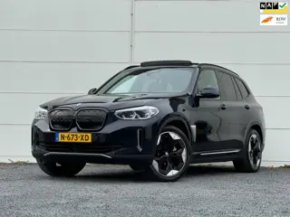 BMW IX3 High Exe Org NL Pano Head up HK 360 Cam Keyless Shadow line Dodehoekdetectie Lane assist Tre