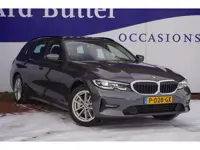 BMW 3-serie Touring 330e Business Edition Plus 292PK / 1EIG / ORIG-NL / Camera / Leder / Stoel-verw.