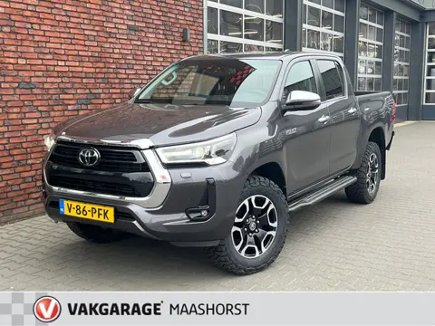 Toyota HiLux AchteruitrijCam./Adapt.Cruise/PDC/LED/DAB/Clima/AppConnect/StoelVerw.