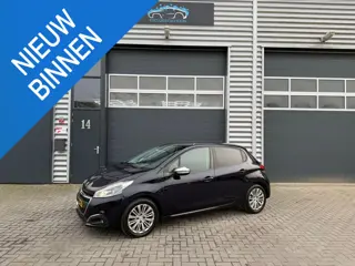 Peugeot 208 1.2 PureTech Blue Lease Allure WINTERSET/GOED-ONDERHOUDEN/NAVI