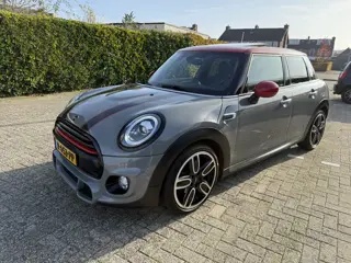 MINI Mini 1.5 Cooper Chili.JCW pakket! Facelift !,Leer,Pano,LED. Super mooi !!