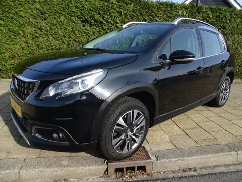 PEUGEOT 2008 1.2 PT ALLURE -Automaat-110 Pk-Navi-Clima-Cruise-Pdc-Blth-Leer-Pano