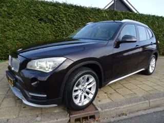 BMW X1 SDRIVE18I-Automaat-Clima-Navi-Blth-Cruise-Trkh-Verw stl