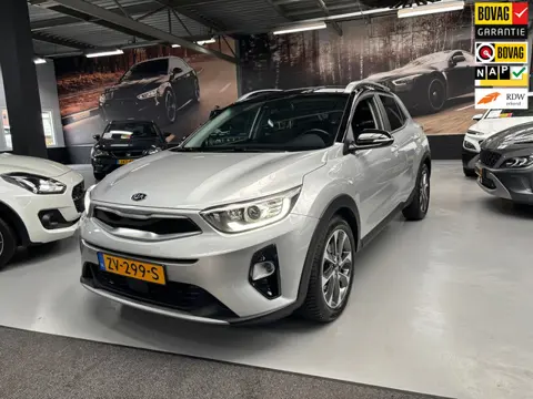 Kia Stonic 1.0 T-GDi ExecutiveLine / Camera / Navigatie