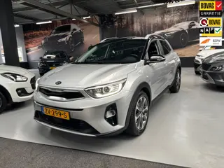 Kia Stonic 1.0 T-GDi ExecutiveLine / Camera / Navigatie