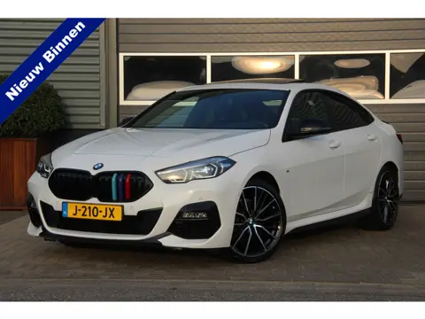BMW 2 Serie Gran Coupé 218i High Executive M-Sport | NL Auto | Panoramadak | Schaalstoelen | Camera 