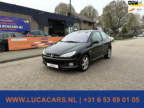 Peugeot 206 1.4-16V XS Pack NIEUWE APK!
