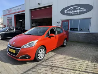 Peugeot 208 1.2 PureTech Blue Lion (bj 2017)