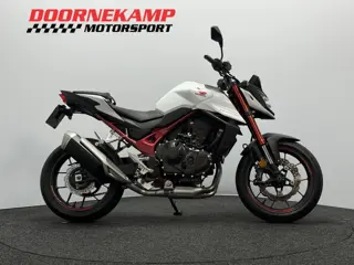 Honda CB 750 HORNET (bj 2023)