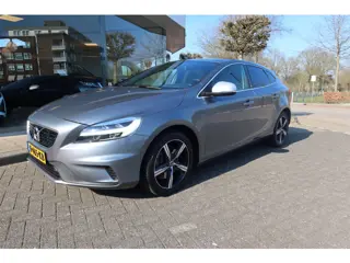 Volvo V40 1.5 T3 Polar+ Sport R-DESIGN I GEARTRONIC I PANORAMA I LEER I CAMERA