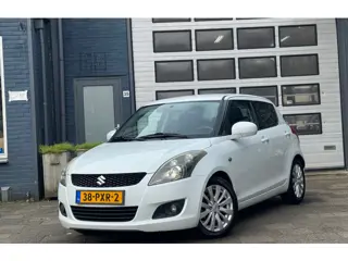 Suzuki Swift 1.2 Exclusive EASSS | Clima | Cruise | Xenon | Keyless