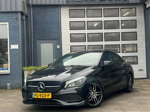 Mercedes-Benz CLA-klasse 220D Prestige | Camera | Pano | AMG-Pakket | Night Pakket